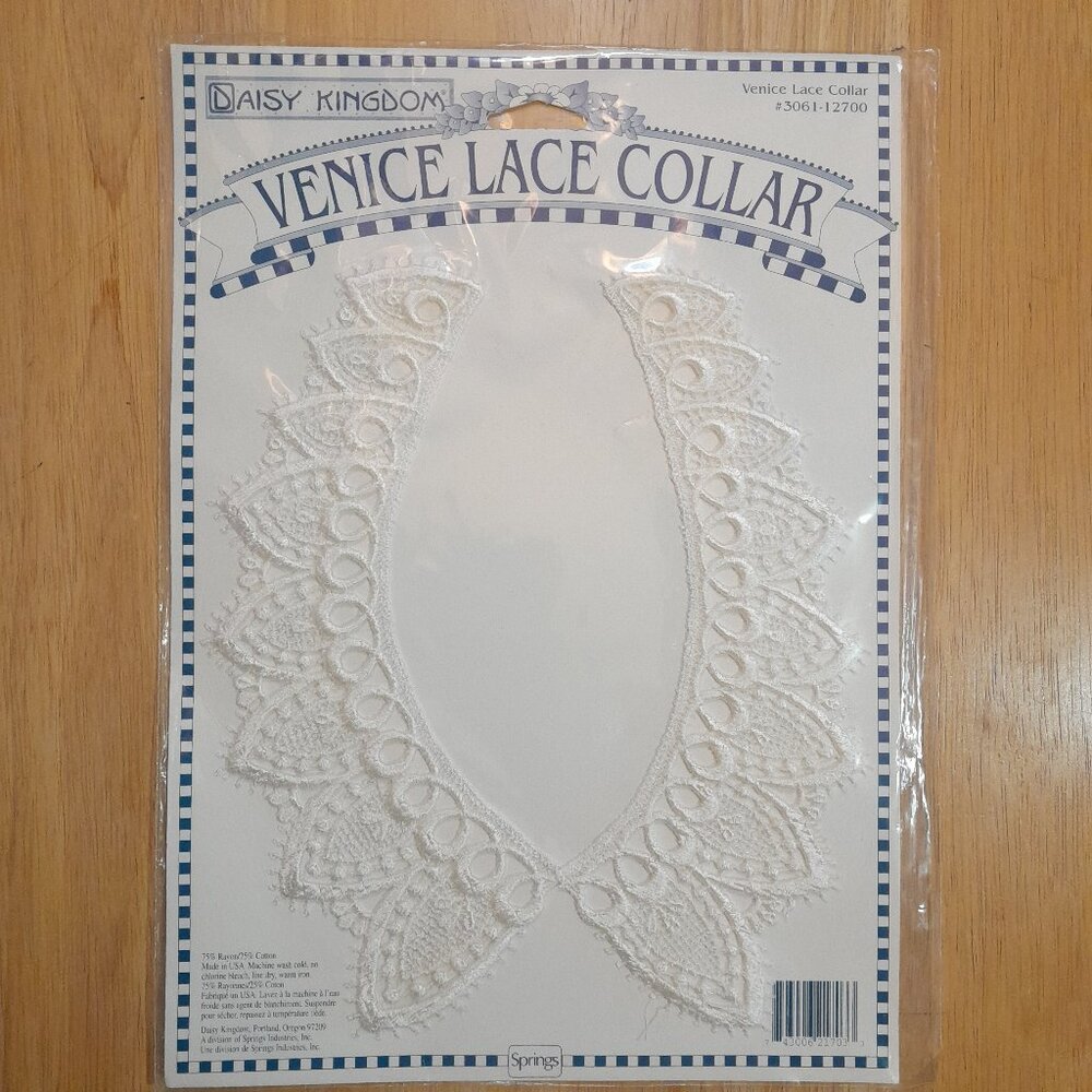 Vintage Daisy Kingdom Venice Lace Collar Ivory White
